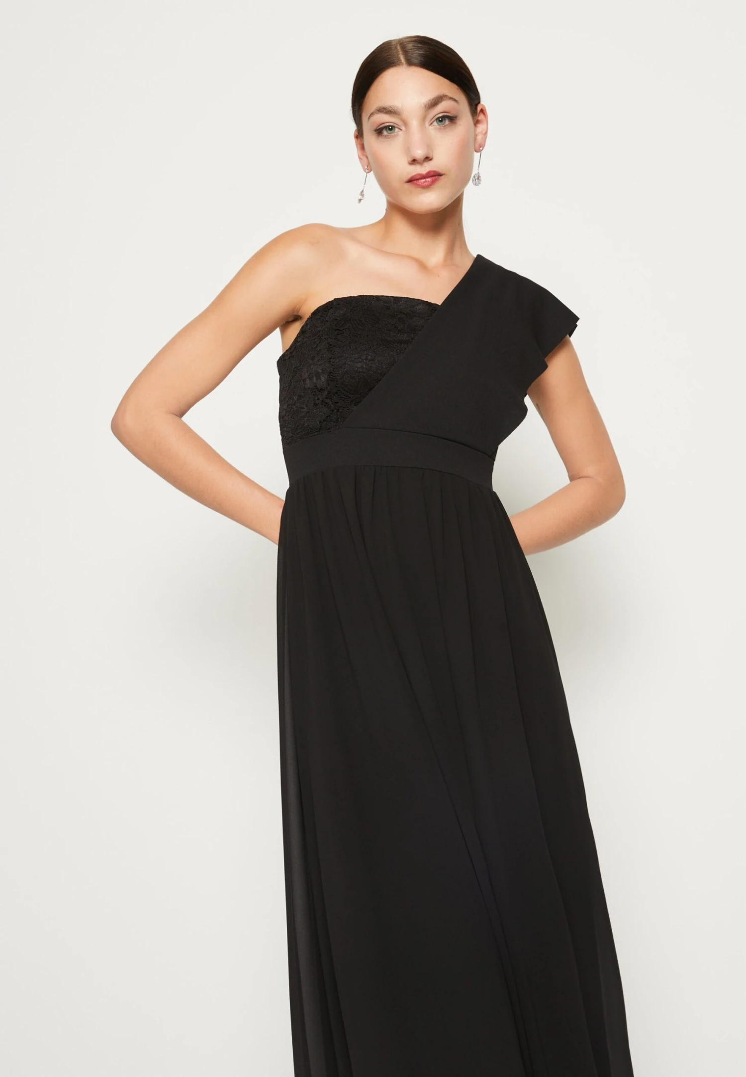 Wal G Azura Maxi - Robe De Cocktail - Black 6 Wal G Azura Maxi - Robe De Cocktail - Black – Image 4