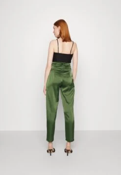 Wal G Peppa High Waisted Trouser - Pantalon Classique - Dark Khaki -Wal G dba47cbeaff14958b7a572d134096675