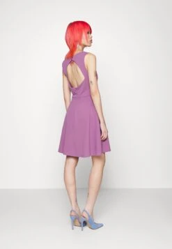 Wal G Missy Heart Skater Dress - Robe De Soirée - Mauve Pink -Wal G e188e63302144f2891fb0e7564ea7d99