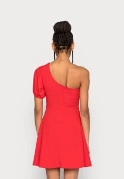 Wal G Zalora One Sleeve Skater Dress - Robe En Jersey - Red -Wal G eb09cb681b1848198450bc14808ad7de