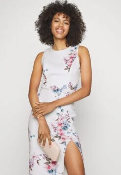 Wal G Wgxzl Wedding - Brigitta Round Neck Maxi Dress - Robe De Cocktail - White -Wal G f1b4a23d3eca4127ba6ba564b1a84e98