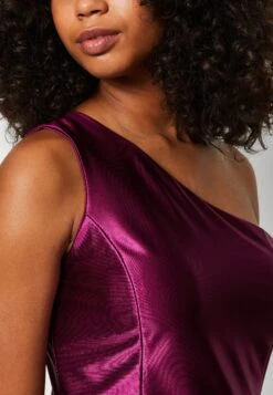 Wal G One Shoulder Maxi Dress - Robe De Cocktail - Plum -Wal G f54cf696e60945828faed285fee28e40